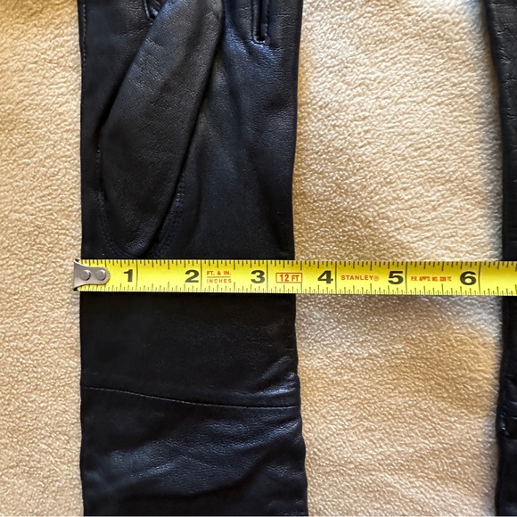 Arden B long black leather gloves - Picture 3 of 5